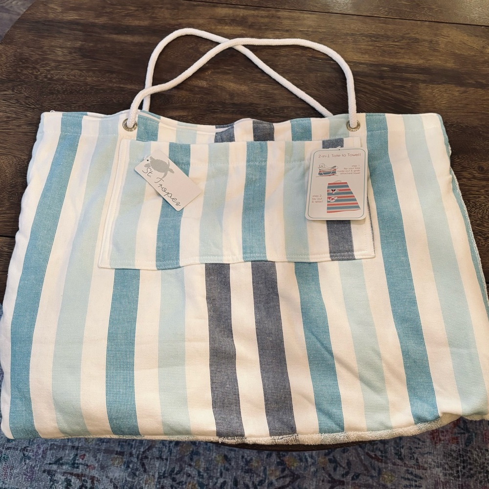 NWT St. Tropez Beach Towel 2 in 1 Tote